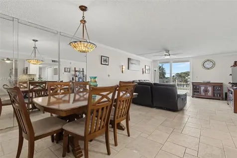 211 S Ocean Drive Hollywood FL 33019