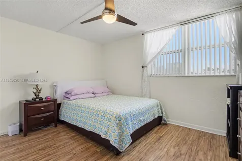211 S Ocean Drive Hollywood FL 33019