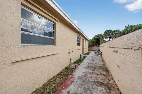 890 NW 35th Avenue Lauderhill FL 33311