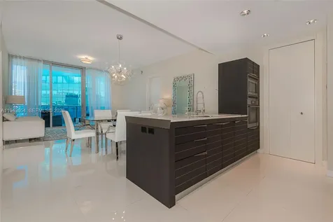 200 Biscayne Boulevard Way Miami FL 33131
