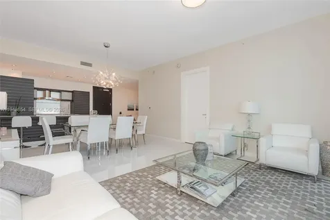 200 Biscayne Boulevard Way Miami FL 33131