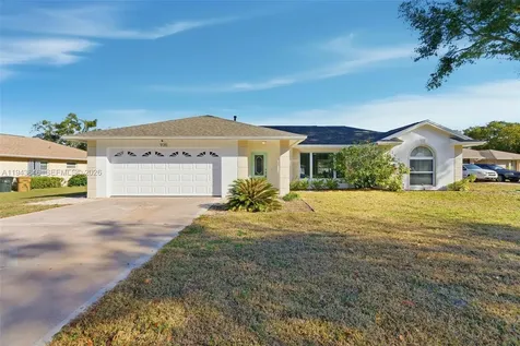 935 Amy Ridge Court Kissimmee FL 34747