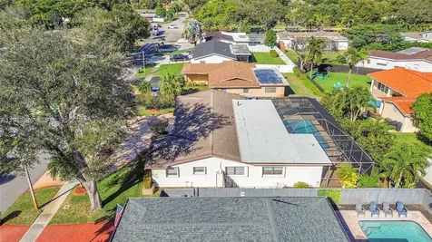 11121 NW 19th Street Pembroke Pines FL 33026