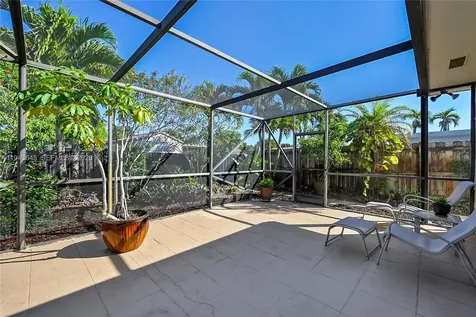 11121 NW 19th Street Pembroke Pines FL 33026