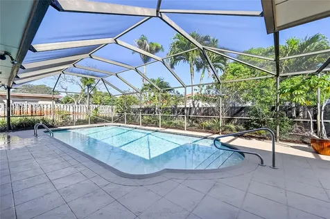 11121 NW 19th Street Pembroke Pines FL 33026