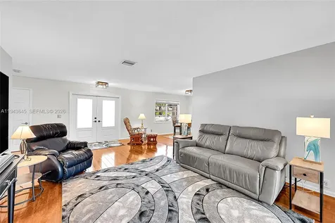 11121 NW 19th Street Pembroke Pines FL 33026
