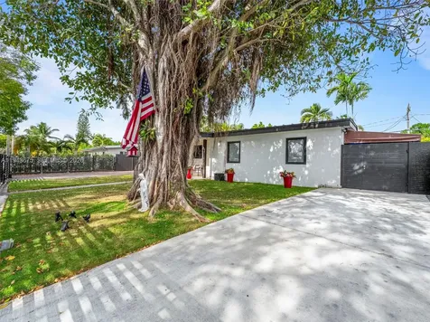 11415 SW 56th Street Miami FL 33165
