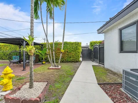 11415 SW 56th Street Miami FL 33165