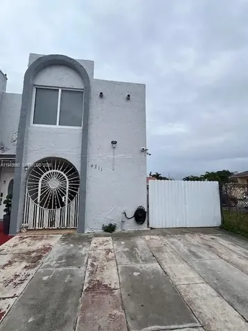 4211 W 10th Lane Hialeah FL 33012