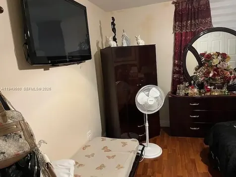 4211 W 10th Lane Hialeah FL 33012