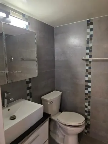 2001 Atlantic Shores Blvd 2001 Atlantic Shores Boulevard Hallandale Beach FL 33009