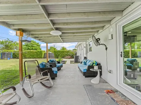 11401 SW 56th Street Miami FL 33165
