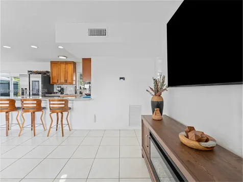 11401 SW 56th Street Miami FL 33165