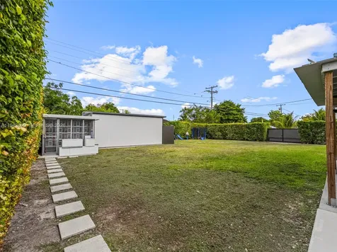 11401 SW 56th Street Miami FL 33165