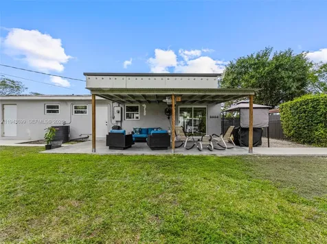 11401 SW 56th Street Miami FL 33165