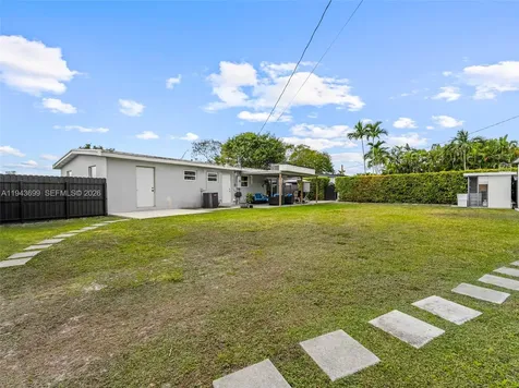 11401 SW 56th Street Miami FL 33165