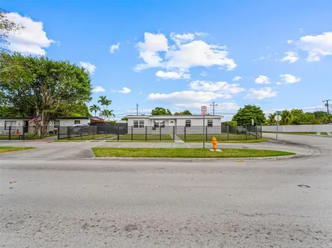 11401 SW 56th Street Miami FL 33165