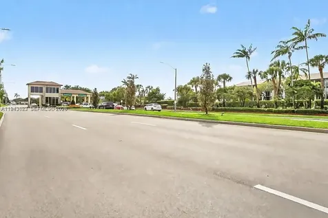 251 SW 132nd Way Pembroke Pines FL 33027