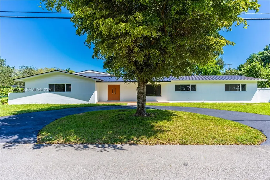 12525 SW 68th Court Pinecrest FL 33156