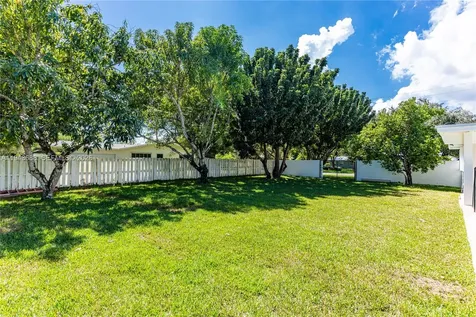 12525 SW 68th Court Pinecrest FL 33156