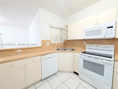 825 SW 6th Place Florida City FL 33034