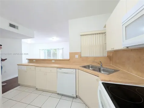 825 SW 6th Place Florida City FL 33034