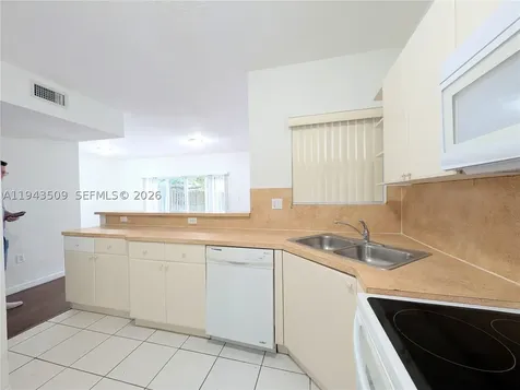 825 SW 6th Place Florida City FL 33034