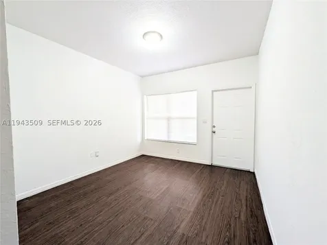 825 SW 6th Place Florida City FL 33034