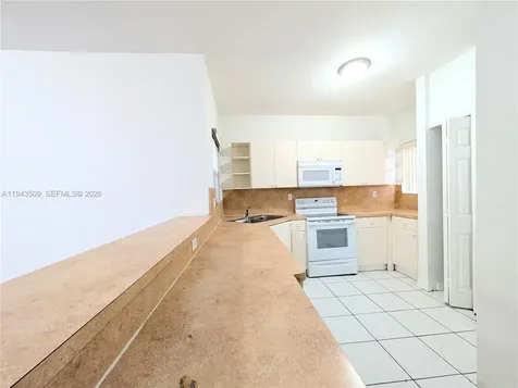 825 SW 6th Place Florida City FL 33034