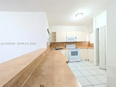 825 SW 6th Place Florida City FL 33034