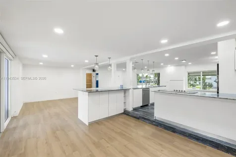 1895 Ixora Road North Miami FL 33181