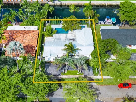 1895 Ixora Road North Miami FL 33181