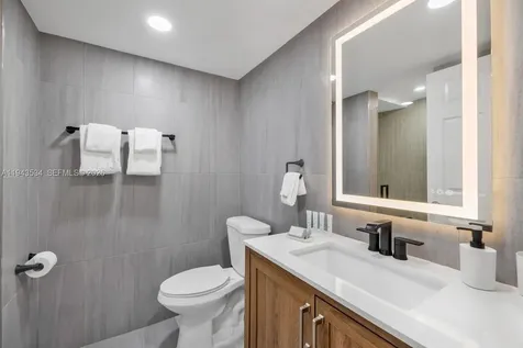 5445 Collins Avenue Miami Beach FL 33140