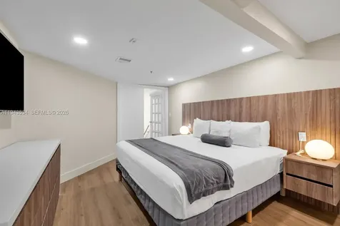 5445 Collins Avenue Miami Beach FL 33140