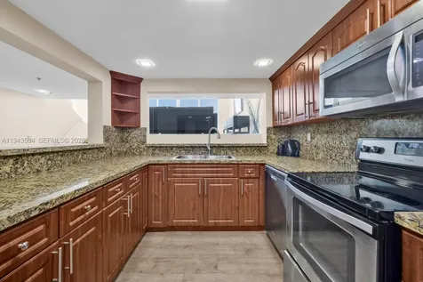 5445 Collins Avenue Miami Beach FL 33140