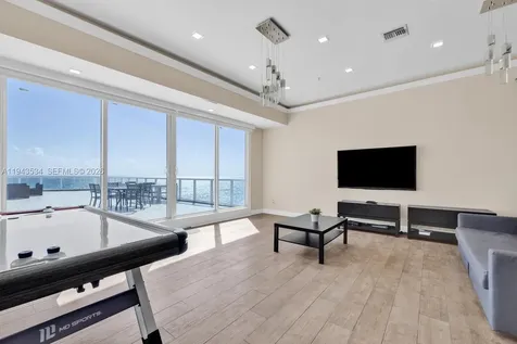 5445 Collins Avenue Miami Beach FL 33140