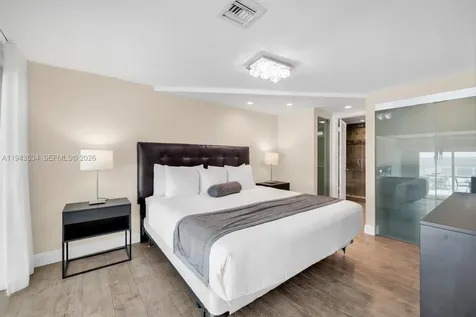 5445 Collins Avenue Miami Beach FL 33140