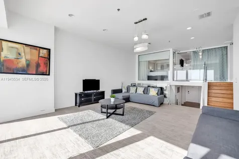 5445 Collins Avenue Miami Beach FL 33140