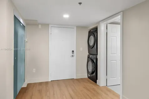 5445 Collins Avenue Miami Beach FL 33140