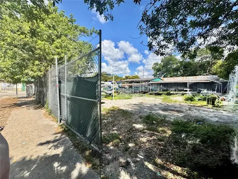 6501 NW 7th Avenue Miami FL 33150