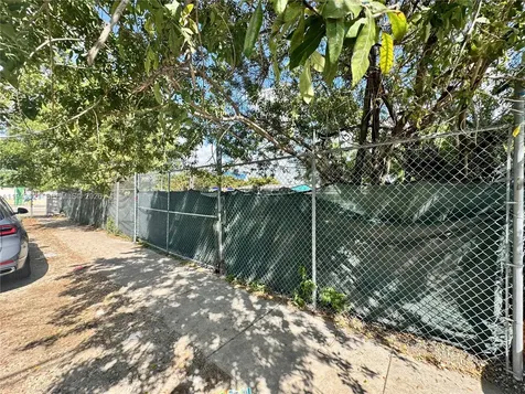 6501 NW 7th Avenue Miami FL 33150