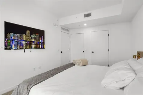 225 N Miami Avenue Miami FL 33128