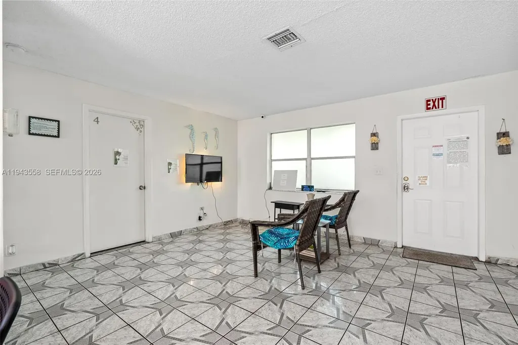 1112 NE 5th Avenue Fort Lauderdale FL 33304