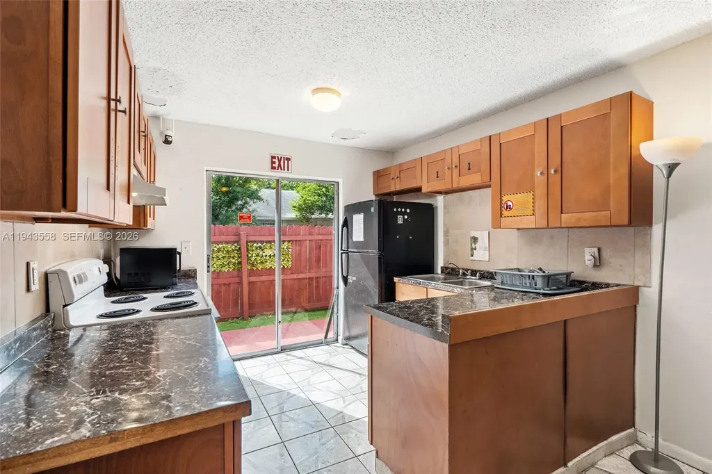 1112 NE 5th Avenue Fort Lauderdale FL 33304