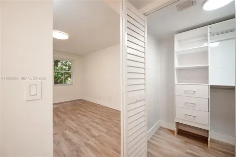 1 Alhambra Circle Coral Gables FL 33134