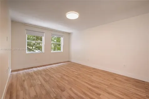 1 Alhambra Circle Coral Gables FL 33134