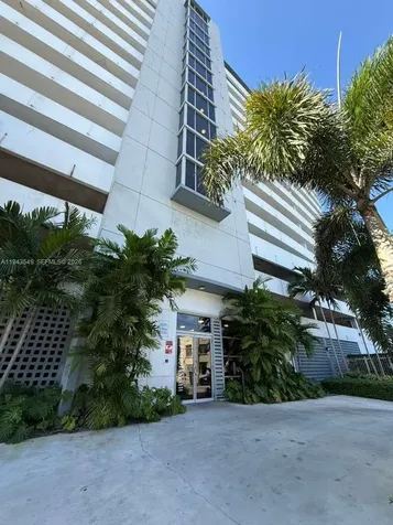 36 NW 6th Avenue Miami FL 33128