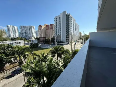 36 NW 6th Avenue Miami FL 33128