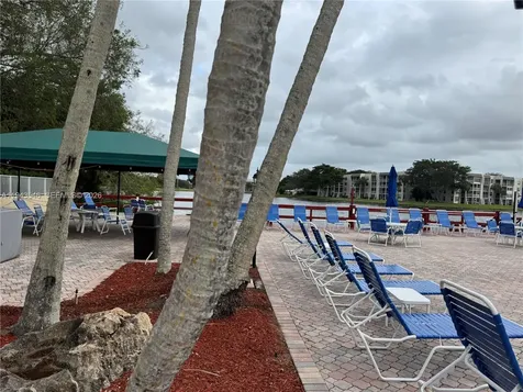 9450 Poinciana Place Davie FL 33324