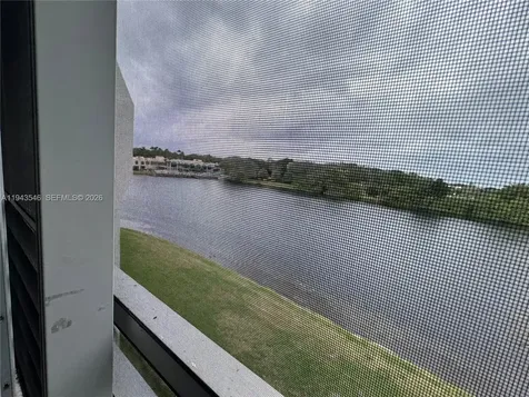 9450 Poinciana Place Davie FL 33324
